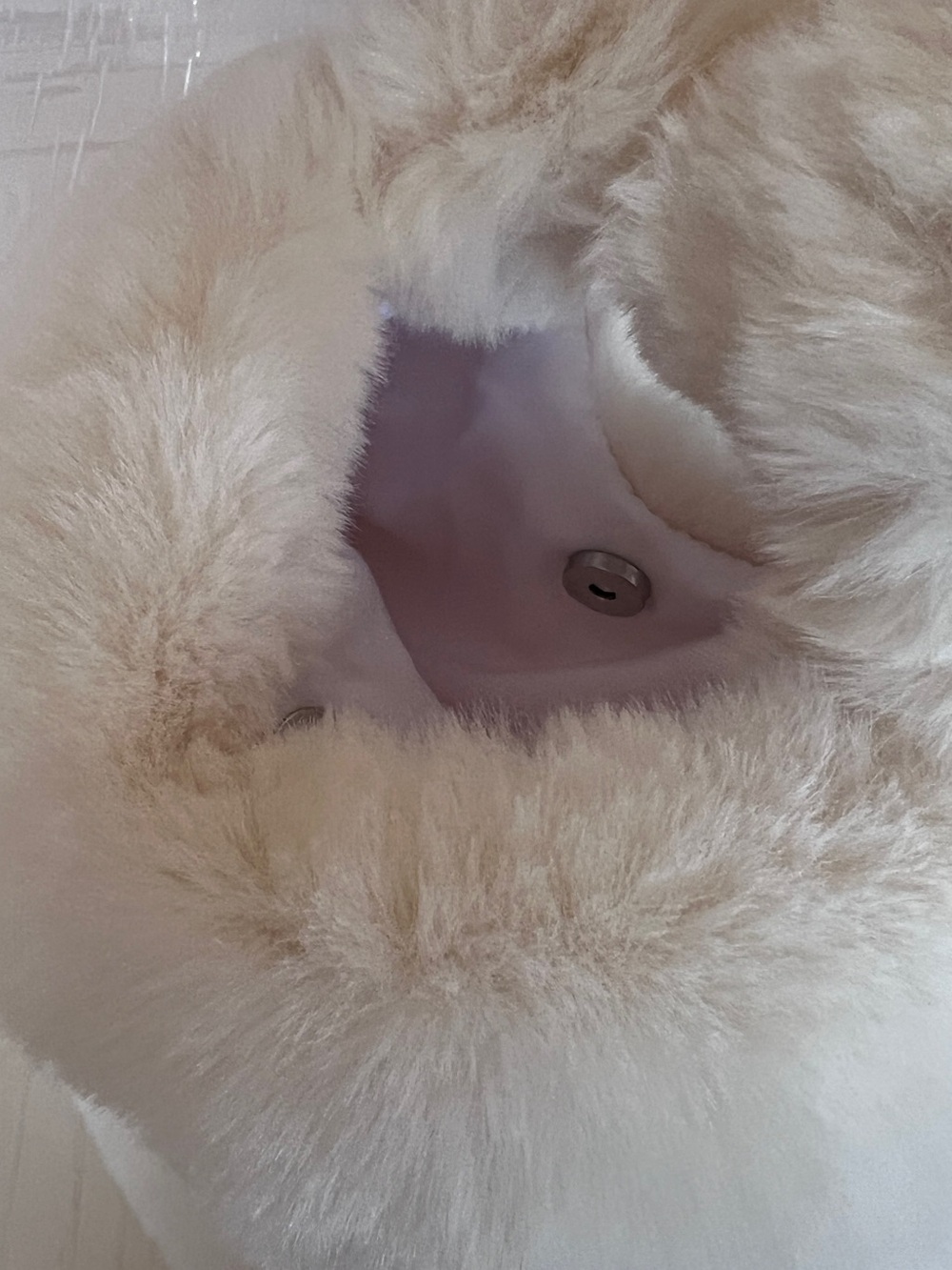 New! Kiehl's Cream Faux Fur Clutch with Brown Logo Patch - Picture 4 of 9